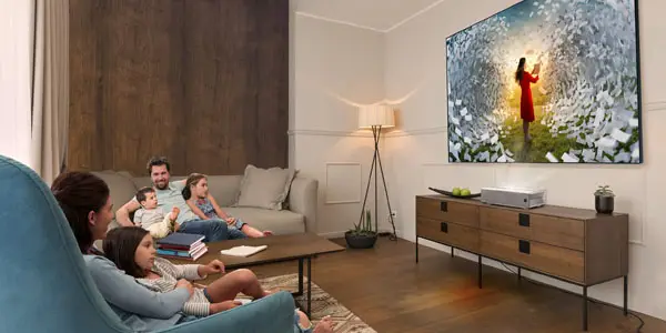 Short Throw Projector Digunakan pada Sudut yang Sangat Sempit